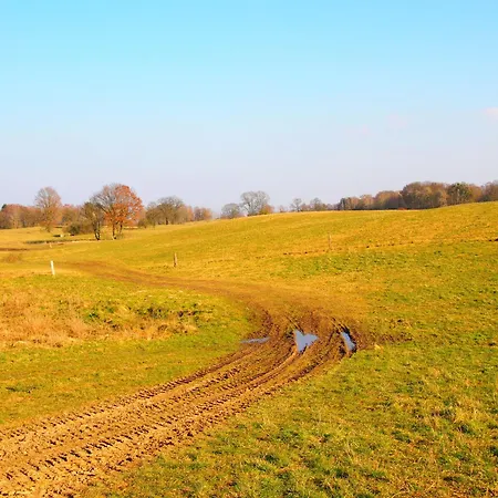 Idyllisches Nyaraló